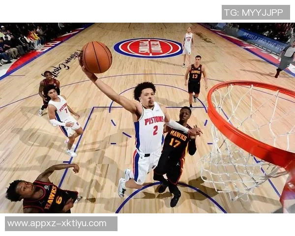 小托马斯称赞坎宁安应当全明星首发杜伦也有资格入选